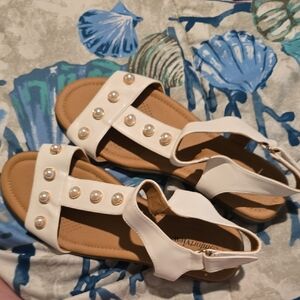 Comfortview White Sandals with Gladiator Straps - NWOT